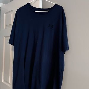 Underarmour tshirt